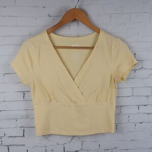 SO YELLOW SHORT V NECK MOCK WRAP CROPPED TOP SIZE MEDIUM